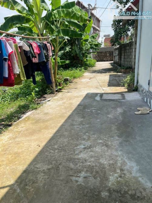 Bán 42m2 đất thôn 3 Vạn Phúc - Thanh Trì, ô tô con đỗ cửa, Chỉ hơn 3 tỷ