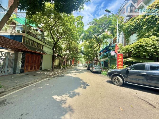 BIỆT THỰ VIP LƯU HỮU PHƯỚC – TRUNG TÂM MỸ ĐÌNH – LÔ GÓC 2 MẶT ĐƯỜNG – VIEW CÔNG VIÊN