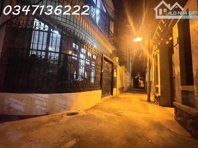 Cần bán gấp nhà Gần Hồ Tây – thiết kế hiện đại – 10.5 tỷ