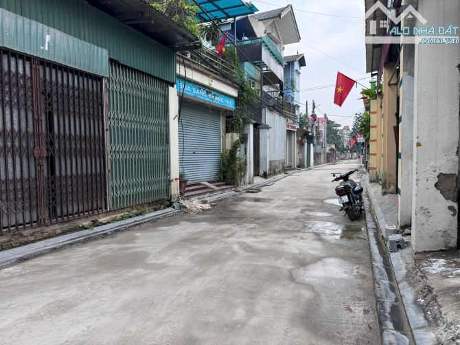 BÁN ĐẤT 70m² TRỤC CHÍNH LƯƠNG QUY – SẴN NHÀ 2 TẦNG – Ô TÔ TRÁNH – VỊ TRÍ ĐẮC ĐỊA KINH DOAN