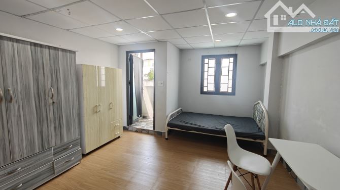 Phòng 25m2, toilet riêng, máy lạnh, Nguyễn Giản Thanh, Quận 10