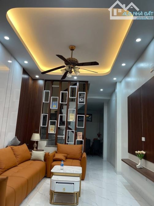 Nhà Đẹp long lanh khu Tô Hiệu - Hà Đông có 11 triệu