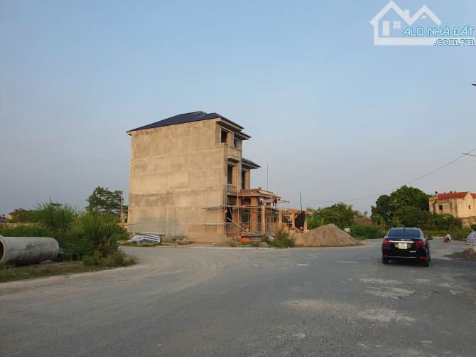 Bán 85m2 đất KĐT Lam Hạ, TP. Phủ Lý, cạnh Sun Urban City Hà Nam, vỉa hè rộng, giá 2.8 tỷ