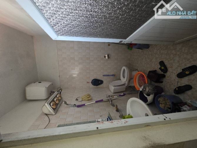 NHÀ NAM HỒNG 63m2 -ĐƯỜNG Ô TÔ - TRUNG TÂM THÔN ĐÌA, 100m ra công viên