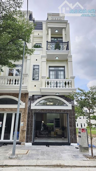 5,2Tỷ TL🔥Bán nhà 2 lầu Đối Diện Công Viên_KDC gần Chợ Thông Dụng P.Tân Đông Hiệp_Tp.Dĩ An