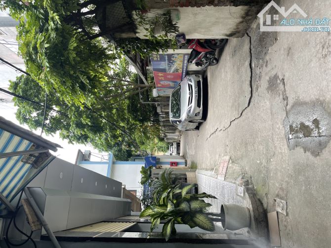 Bán Nhà Phương Liệt - Giải Phóng, 30m2 sổ đỏ, cách ô tô 30m, vị trí đẹp, giá tốt