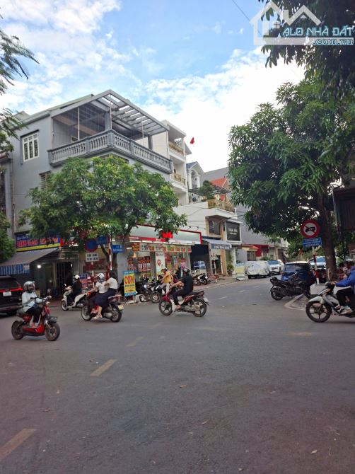 Bán Đất mặt đường phân lô Đào Nhuận - Võ Nguyên Giáp