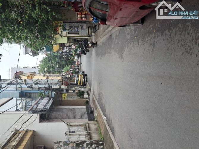 Siêu đẹp, bán đất Trâu Quỳ Gia Lâm, 76m - 14.x tỷ - lô góc- ô tô tránh - kinh doanh.