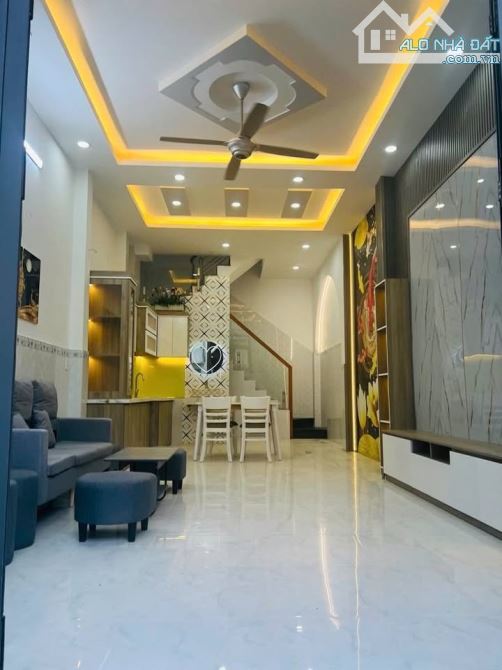 Bán gấp căn nhà 5 tầng có 4 phòng ngủ, mới ở ngay, Hồ Thị Kỷ, Quận 10, Giá chỉ 7.8 tỷ