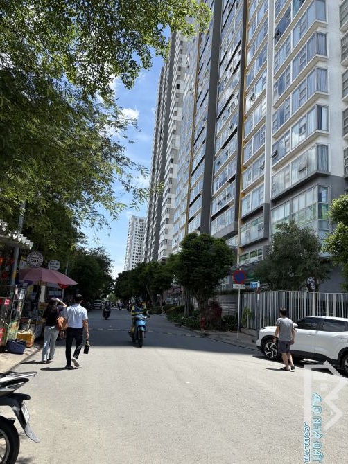 Mặt tiền Lê Thị Chợ, ngay Huỳnh Tấn Phát ,Q7 giá chỉ 110tr m2.  Nhà 2 tầng đang cho thuê c