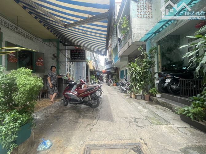 KHU ẨM THỰC HỒ THỊ KỶ QUẬN 10 - NHÀ 5 TẦNG 4 PN - SỔ ĐẸP - HOÀN CÔNG ĐẦY ĐỦ GIÁ 8.18TỶ