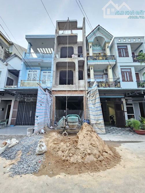 Bán nhà 1 trệt 2 lầu Hoàn Công, full nội thất p.Bình Hòa Tp.Thuận An chỉ 5ty500 TL M7787