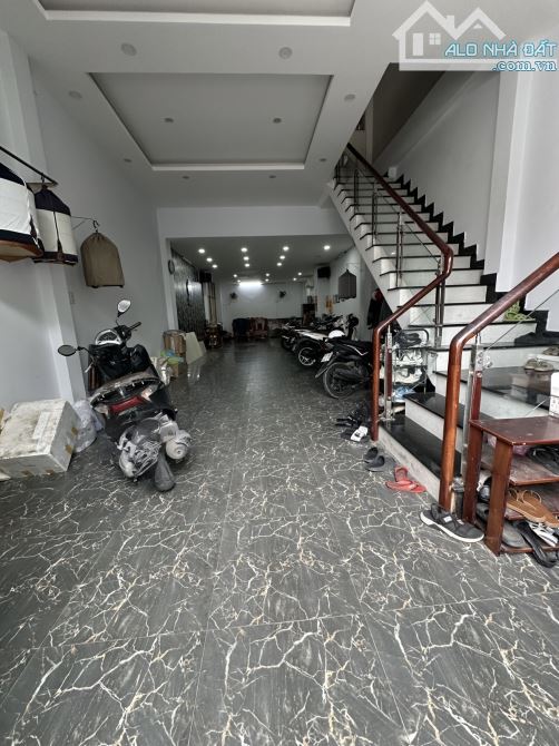 Gấp bán nhà Hẻm Xe Hơi đường Tân Hoà Đông,137m2 ( 5 x 20 nở hậu 15m ) 4 TẦNG 7PN 7WC