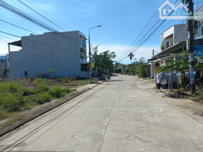 Bán lô đất 155 m2 đất ở-trục chính vào khu Sala Điện Thắng Bắc, sát QL 1A