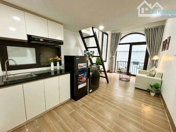 CHDV TRUNG KÍNH – HƠN 1 TỶ/NĂM – 6T THANG MÁY – 75M² – 20.5 TỶ (ECG203030)