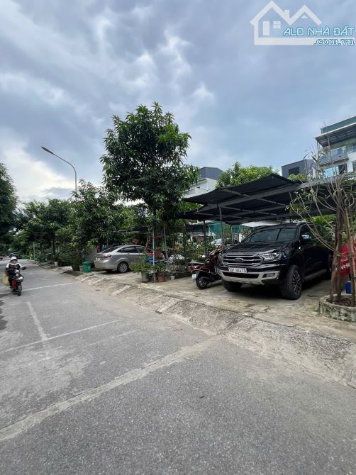 Hot...Gía rẻ hơn thị trường 3 ty, Đất KĐT Tây Nam Linh Đàm DT 90m, đường 13m,vỉa hè - 10