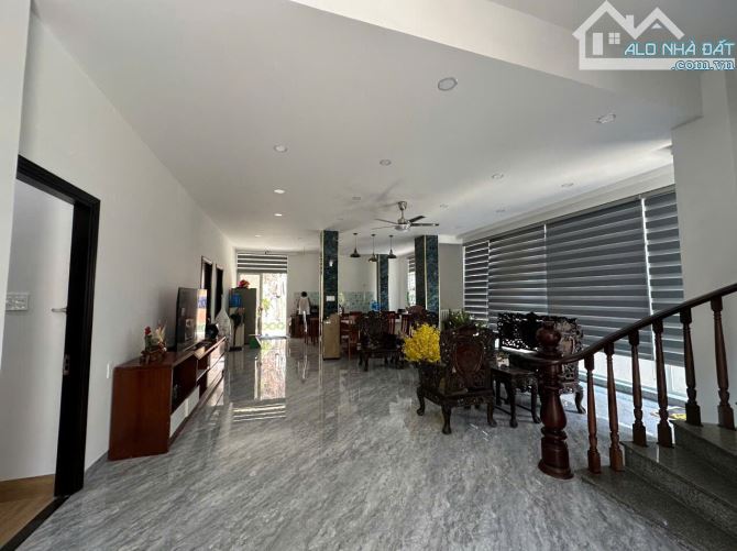 Biệt thự đã có sổ OCEAN VIEW - Nam Nha Trang - DTSD 450mv nội thất cao cấp, 30 tỷ - 10