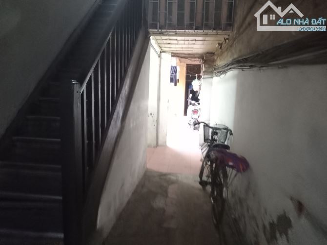 Bán Nhà mặt phố Lò Sũ 583m2, Mặt tiền 15.4m, Giá 346 tỷ, cách Hồ Hoàn Kiếm 50m