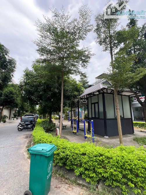 Hot...Gía rẻ hơn thị trường 3 ty, Đất KĐT Tây Nam Linh Đàm DT 90m, đường 13m,vỉa hè - 11