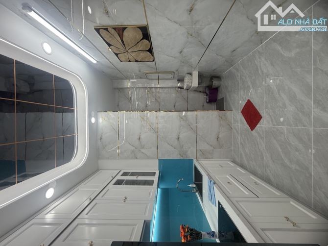 🍀 Siêu  Phẩm TÔ HIỆU - 3 TẦNG MỚI ĐẸP - 32M2 -3 PN - Giá nhỉnh 5️⃣Tỷ - 11
