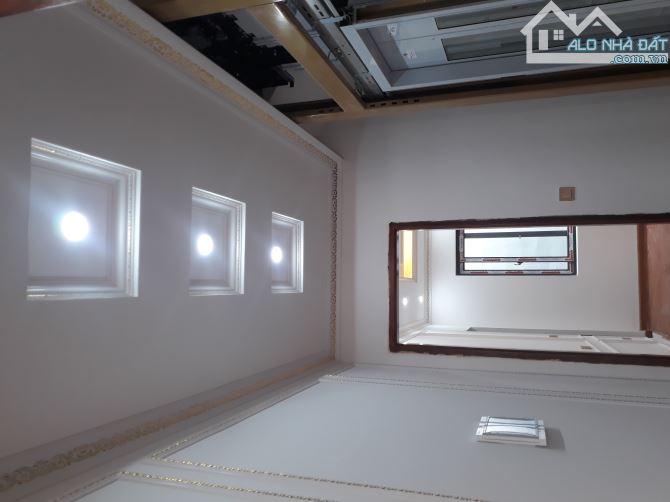 Bán nhà Nguyễn Đình Chiểu, tường giáp CV Thống Nhất, 100 m2, 2x tỷ. - 3