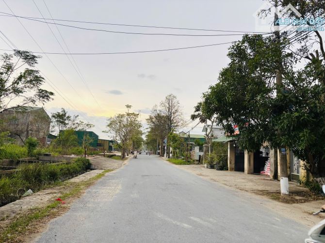BÁN ĐẤT MẶT ĐƯỜNG KINH DOANH NGUYỄN CHÍ THANH – HƯNG ĐÔNG, PHƯỜNG VINH HƯNG 128m2 ĐÔNG NAM - 1