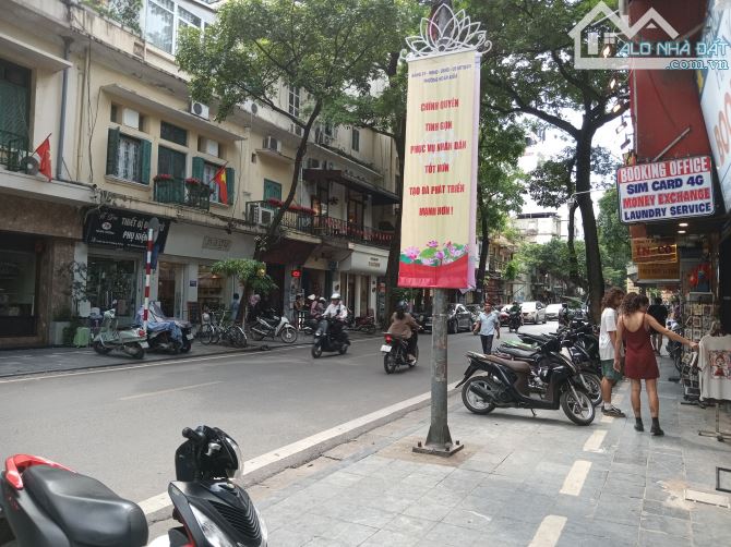 Bán nhà mặt phố Hàng Trống 443m2 Mặt tiền 14.5m, Giá 305 tỷ - 1