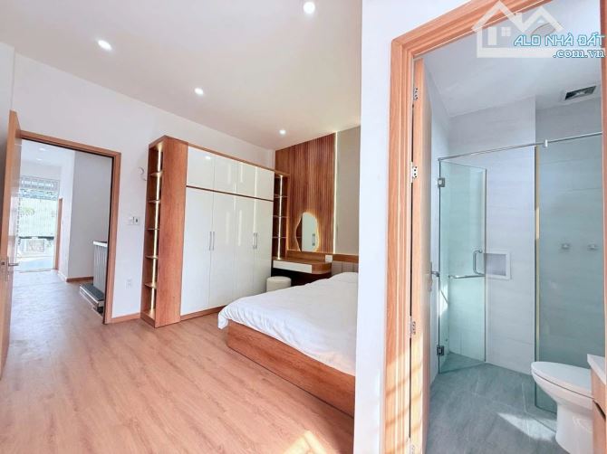 GIÁ RẺ! BÁN GẤP NHÀ 3 TẦNG 3 MÊ ĐẸP BẦU HẠC 2, THANH KHÊ – TRUNG TÂM ĐÀ NẴNG - 1