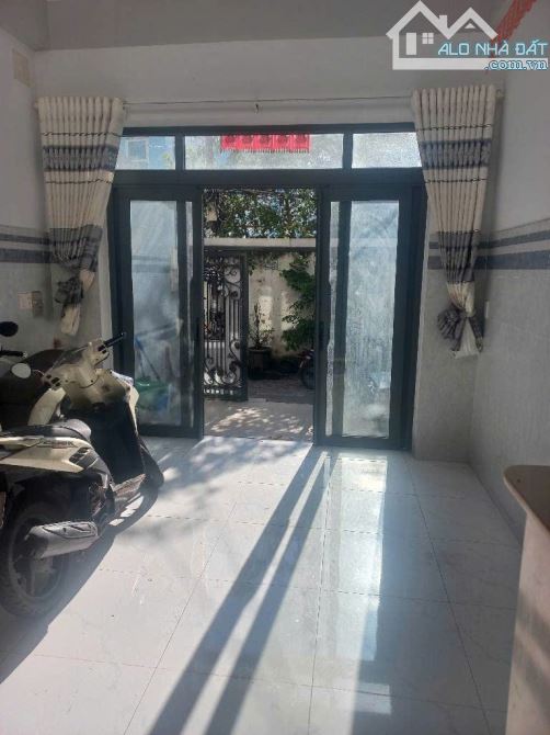 CHÍNH CHỦ BÁN GẤP NHÀ BÙI MINH TRỰC Q8, NHỈNH 8 TỶ, 60M2, CÁCH MẶT TIỀN VÀI BƯỚC CHÂN. - 1