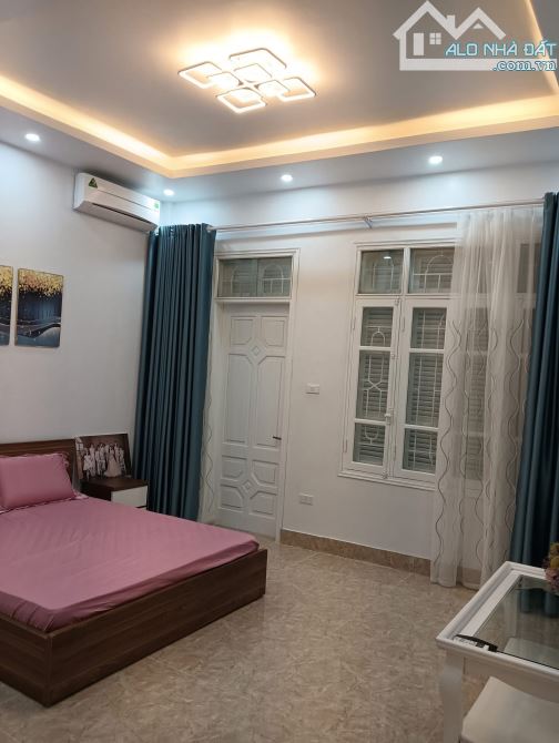 Đường Láng, 45m, 6ngủ, Thang máy, Ngõ thông, Nhà đẹp full nội thất ở luôn, Sổ chính chủ - 1