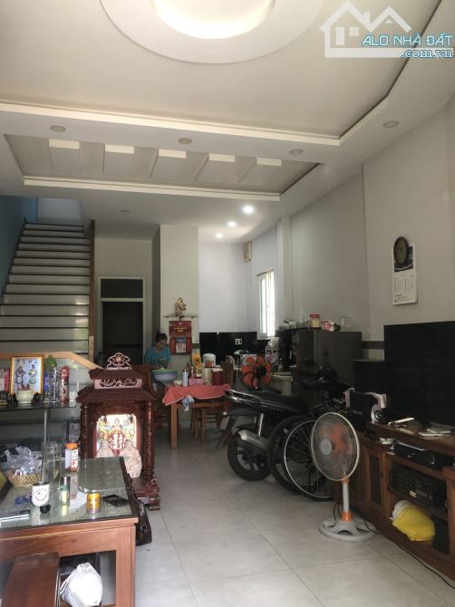 BÁN NHÀ HẺM XE HƠI ĐỖ NHUẬN 90M2(4❌️22,5)m - 4 Tầng CHỈ 6.X TỶ - 1