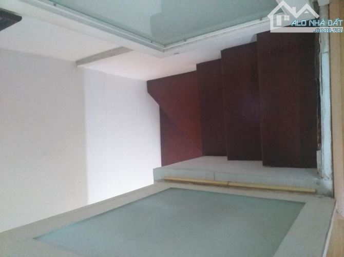Vị trí đẹp , hiếm ,MT Lý Chính Thắng quận 3 - 1