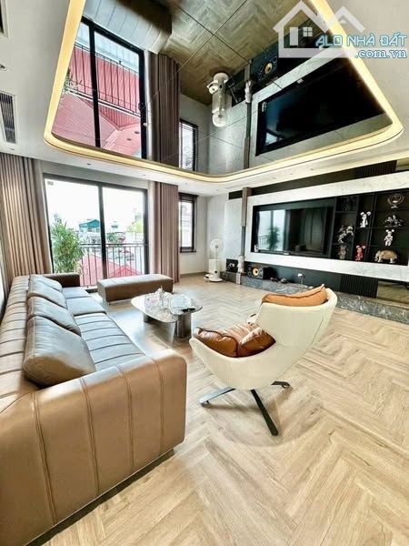 6 tầng thang máy – ô tô tránh – Phùng Chí Kiên – chỉ 26 tỷ - 1