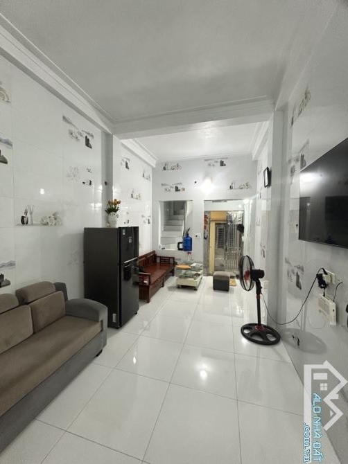 🏡 NHÀ HIẾM GẦN MẶT PHỐ NGUYỄN VĂN LINH – THẠCH BÀN, LONG BIÊN – GIÁ CHỈ 5.08 TỶ 🏡 - 1