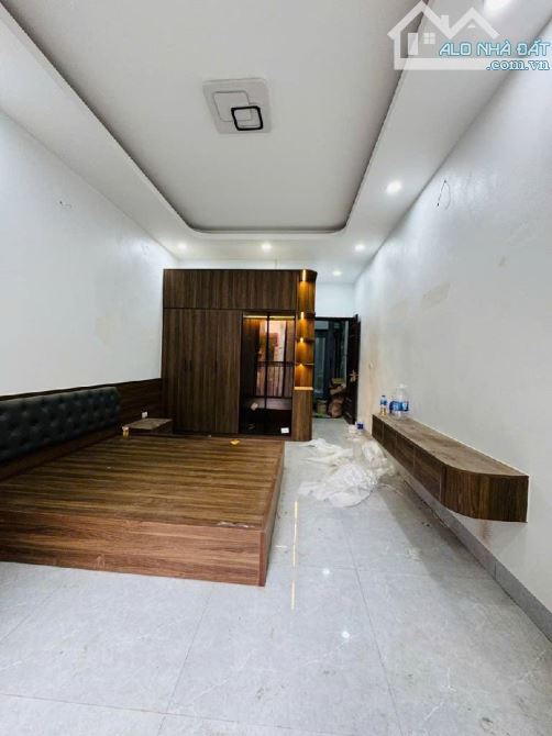 MẶT NGÕ THÔNG KINH DOANH - 6 TẦNG THANG MÁY - HỒ LINH QUANG - ĐỐNG ĐA - OTO TRÁNH 20M - 1