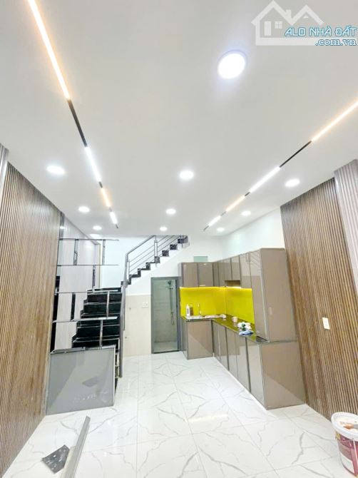 Bán nhà mới 1 lầu hẻm 290C Dương Bá Trạc P.1 Quận 8 - 1