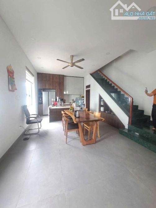 BÁN NHÀ 5 tầng 2 MẶT tiền Đường Thạnh Lộc 15 Phường Thạnh Lộc Quận 12, Dt 120m² ,( 5,5*20) - 1