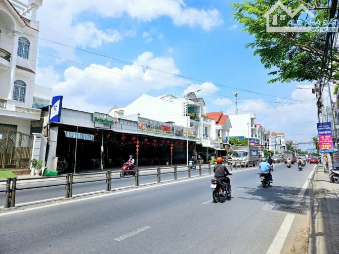 BÁN CẶP NHÀ GÓC 2 MẶT TIỀN TRẦN HOÀNG NA - 1