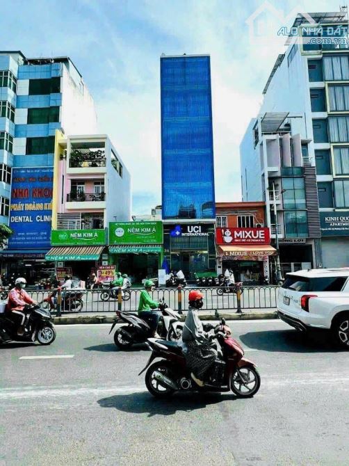 Bán nhà mặt tiền Phan Đình Phùng P. 17 Q. Phú Nhuận cấp 4, DT: 13m x 23m CN: 299m2 giá 97t - 1