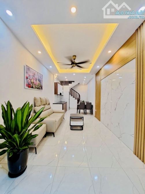 Bán nhà Nam Dư 31m 5 tầng full nội thất, ngõ ô tô giá 5.7 tỷ - 1