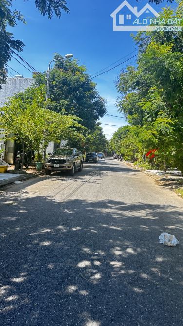 Bán gấp nhà Nước Mặn 2, diện tích 100m2, 3 phòng ngủ, gần sông - 1