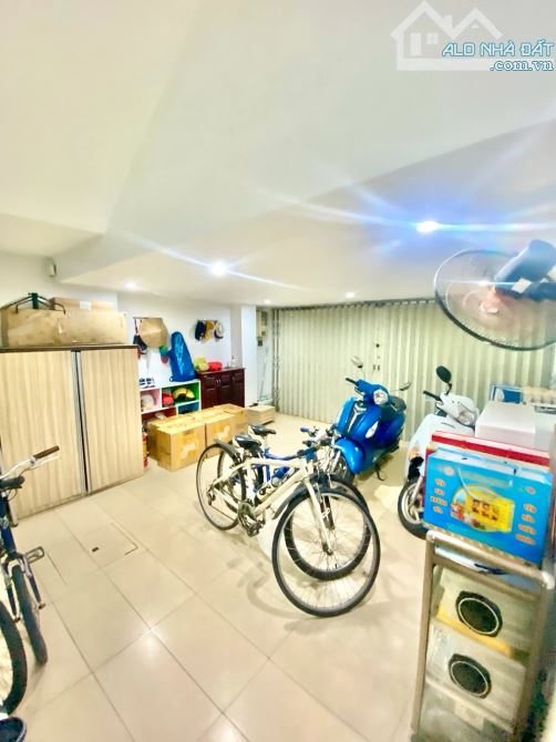 Nhà 4 tầng mặt tiền Trần Phú, trung tâm Hải Châu - 1