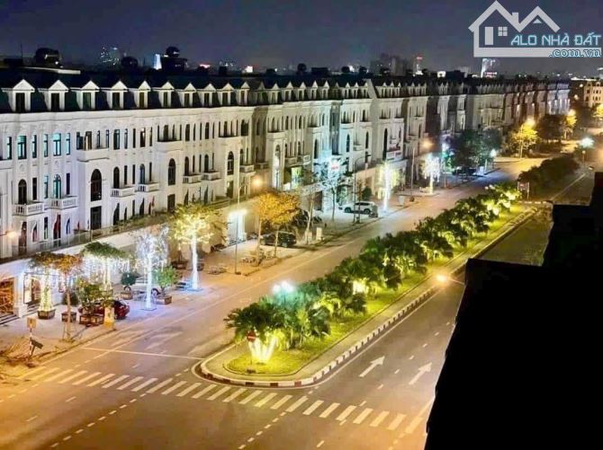 BÁN GẤP NHÀ 5 TẦNG MẶT ĐẠI LỘ KỲ ĐỒNG ĐANG CHO THUÊ CÓ DÒNG TIỀN ỔN ĐỊNH ! - 1