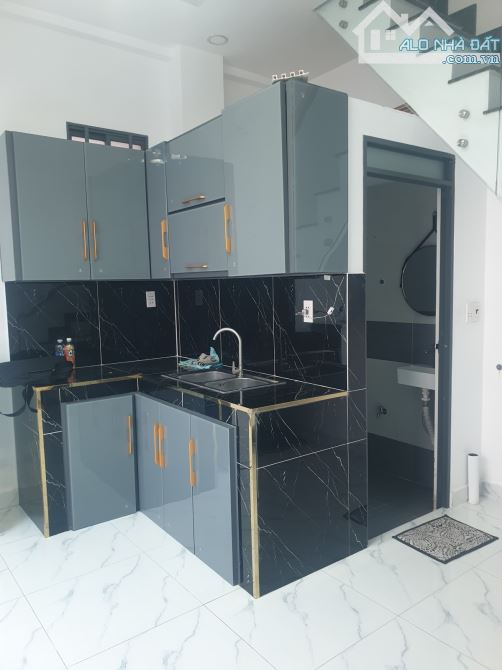 Bán nhà hẻm 31 đường Trần Xuân Soạn , an cư cho vợ chồng trẻ - 1