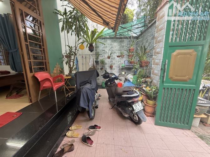 MẶT TIỀN 10m KD TỐT, KHU CƯ XÁ ĐIỆN LỰC TRƯỜNG THỌ, 3 TẦNG, 116m2 CHỈ 9,4 TỶ. - 1