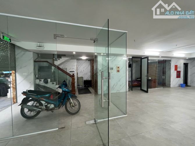 Cho Thuê Toà Nhà Văn Phòng 140m2 x 10 tầng  giá thuê 170 triệu/tháng tại Nguyễn Hoàng - 1