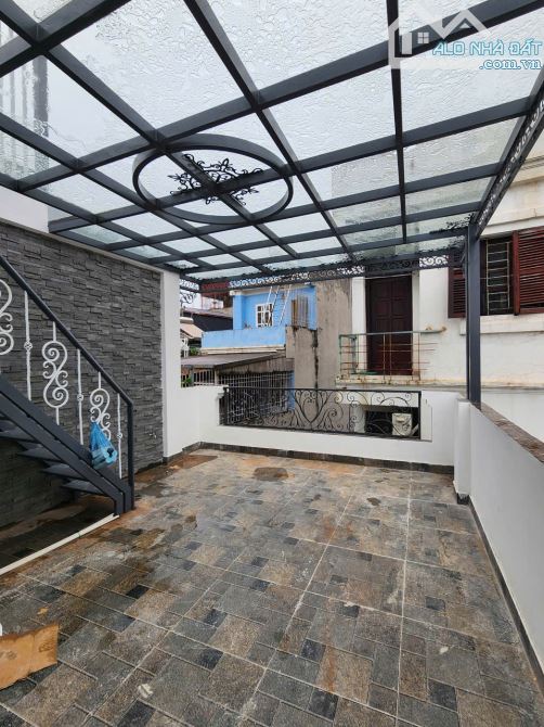 Bán toà căn hộ dịch vụ ngõ 169 Kim Mã DT 70m, 6 tầng, doanh thu 70 triệu/tháng - 1