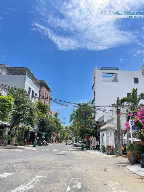 Bán đất lô đôi 2 mặt tiền sát biển mặt tiền đường Tạ Mỹ Duật song song Dương Đình Nghệ - 1