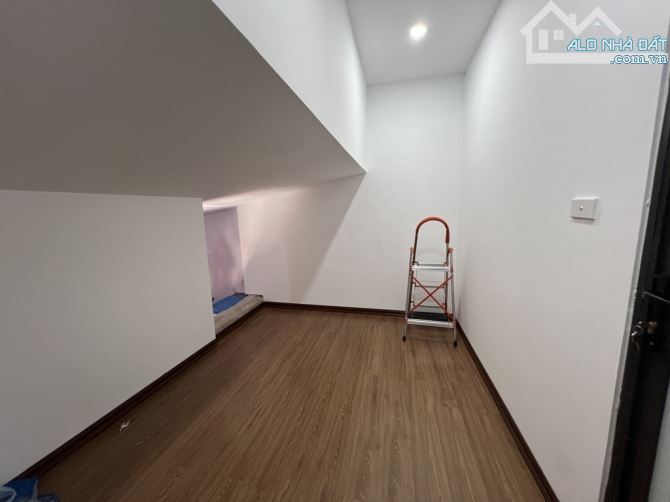Bán nhà Hoàng Đạo Thành, Thanh Xuân, 120m² × 3 Ngủ, Nhà đẹp ở ngay, Nhỉnh 4 tỷ. - 1