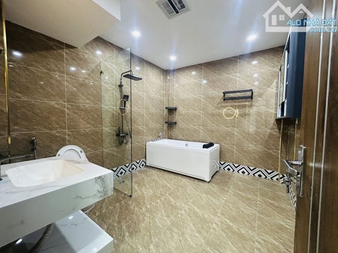 CẦN BÁN NHÀ BÙI XƯƠNG TRẠCH THANH XUÂN 40m2, 5 TẦNG MẶT TIỀN 3,3m GIÁ 11.8 TỶ - 1